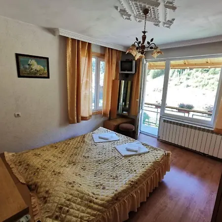 къща ники Εξοχικό σπίτι Stoykite